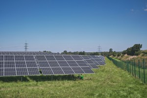 McKinsey & Company presenta la Perspectiva Energética Mundial 2024: un llamado urgente a acelerar la transición hacia energías renovables