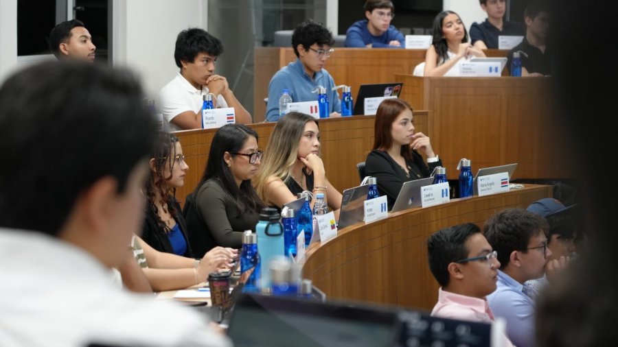 INCAE lanza su primer programa de pregrado con formaci&oacute;n en negocios, tecnolog&iacute;a y sostenibilidad