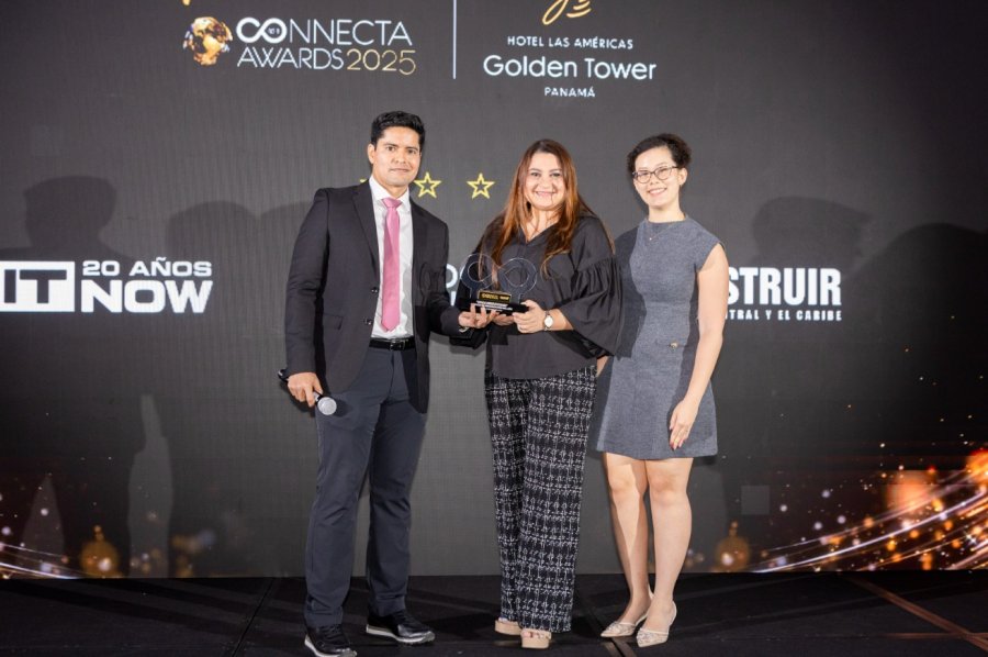 LLYC reconocida como &lsquo;Agencia de Comunicaci&oacute;n del A&ntilde;o&rsquo; en los Connecta Awards Panam&aacute; 2025
