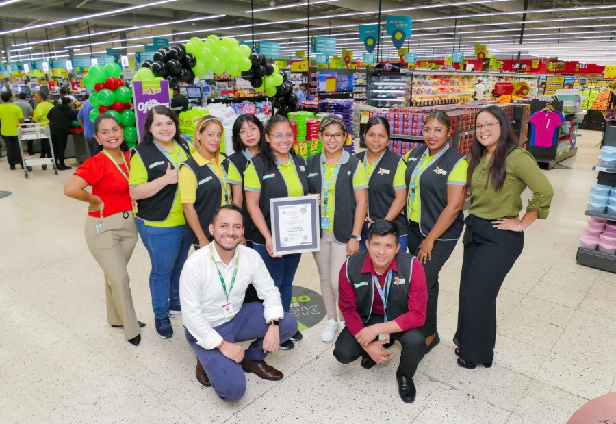 Supermercados Xtra se destaca como líder en Retail: Grocery & Foods en los eCommerce Awards Panamá 2024