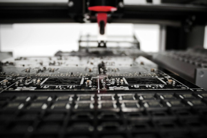 El auge de la IED en IA y semiconductores anticipa el futuro industrial global, según informe de McKinsey